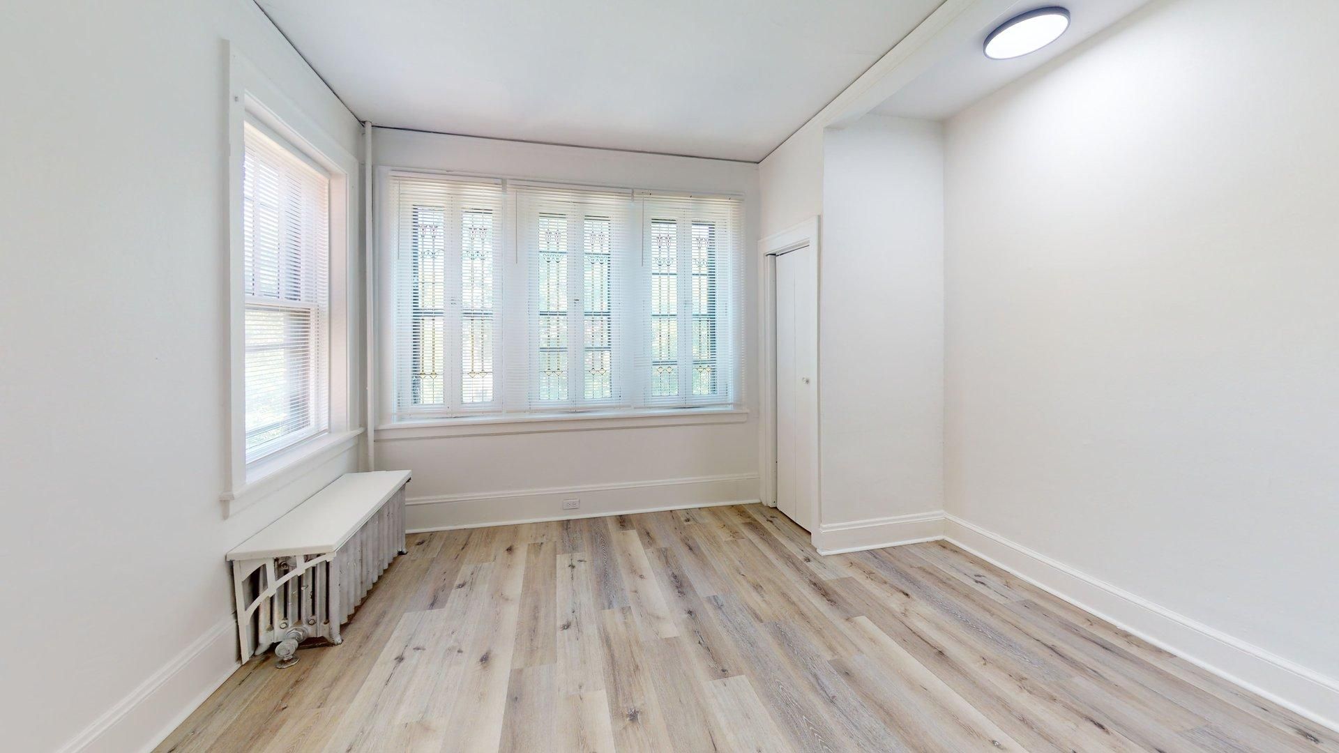 Cleveland Heights Apartment: 2480-82 Derbyshire Rd.