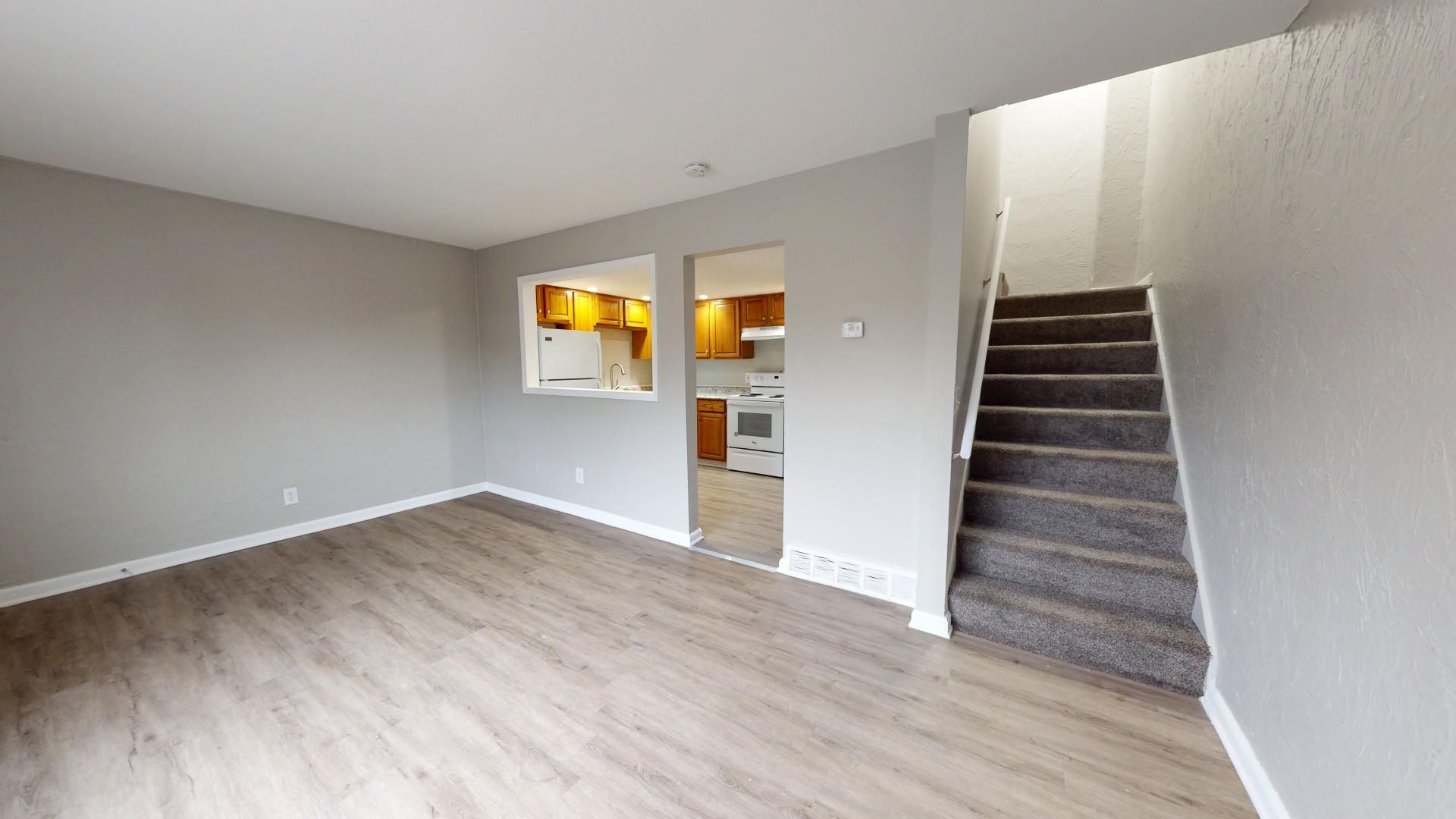 Elyria Apartment: 630 S. Abbe Rd.