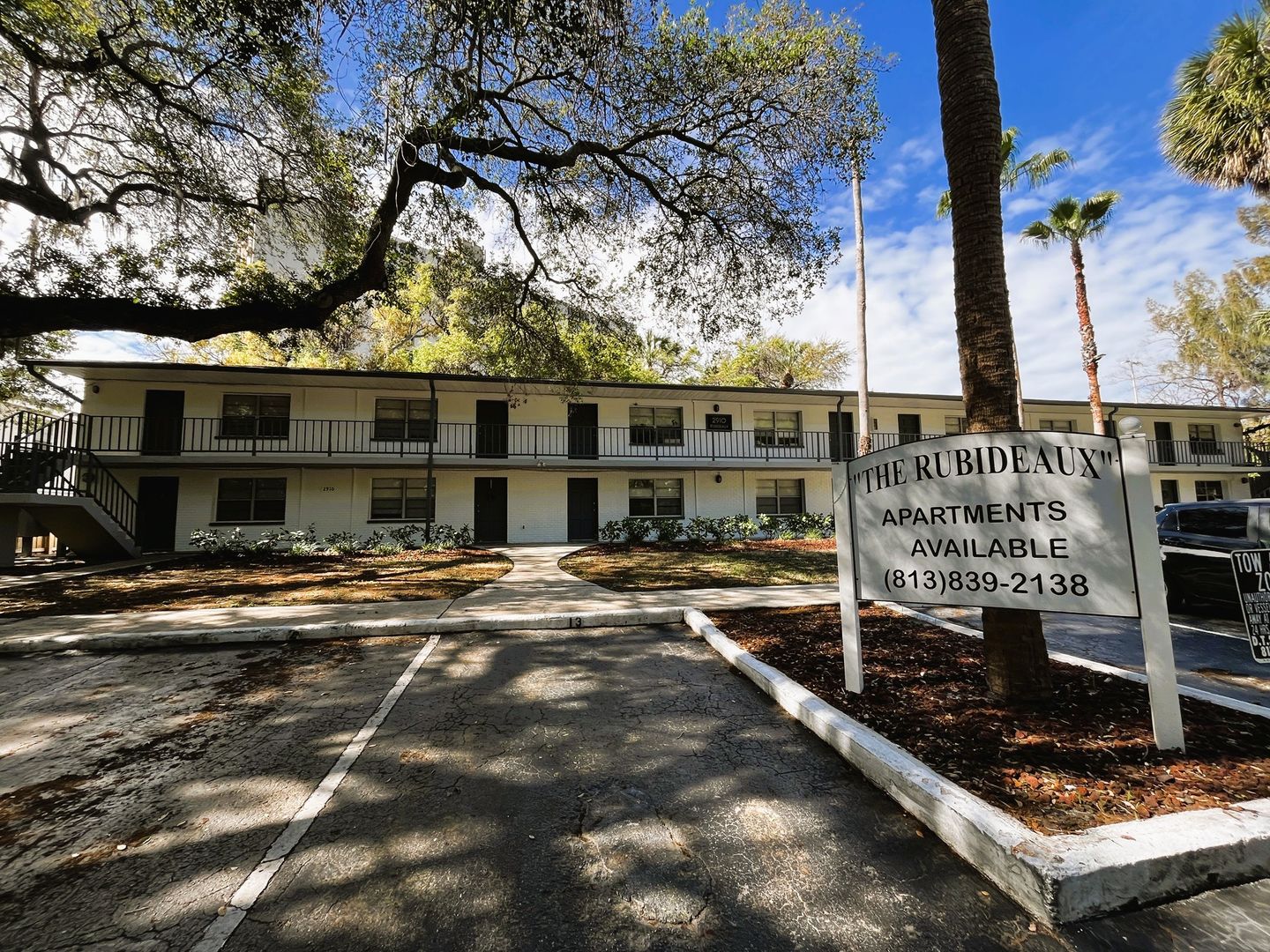 Tampa Apartment: 2910 Rubideaux Street