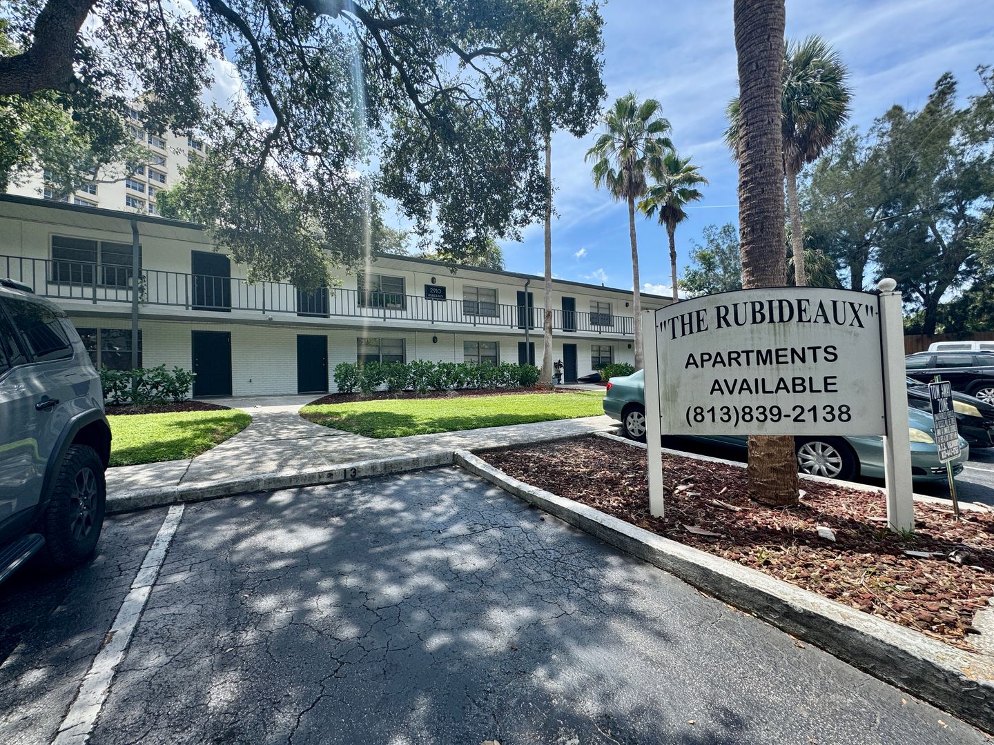 Tampa Apartment: 2910 Rubideaux Street