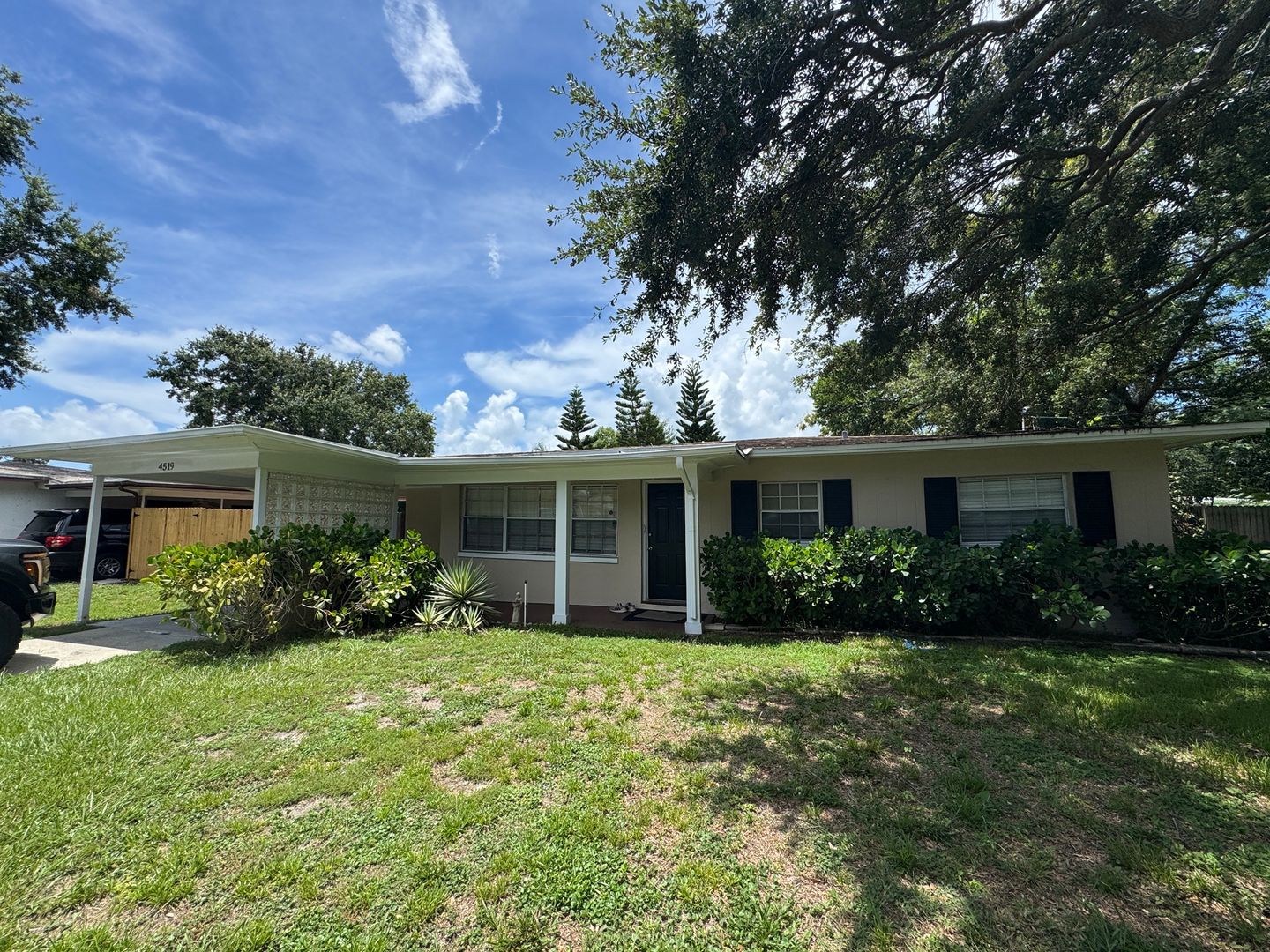 Tampa House: 4519 S. Cameron Avenue