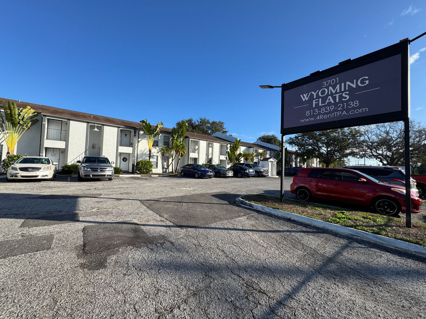 Tampa Apartment: 3701 W.  Wyoming Avenue
