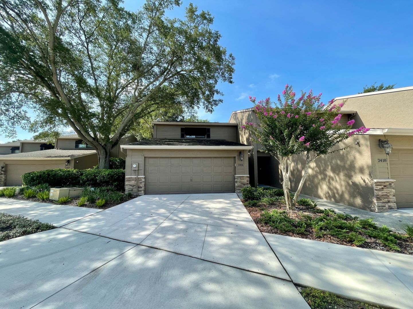 Tampa Townhome: 2416 W Chicago Ave