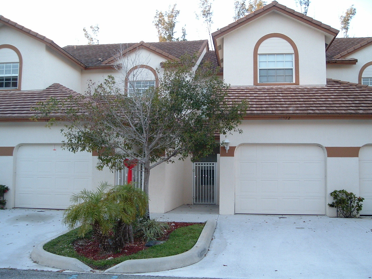 Wellington House: 12572 Shoreline Drive