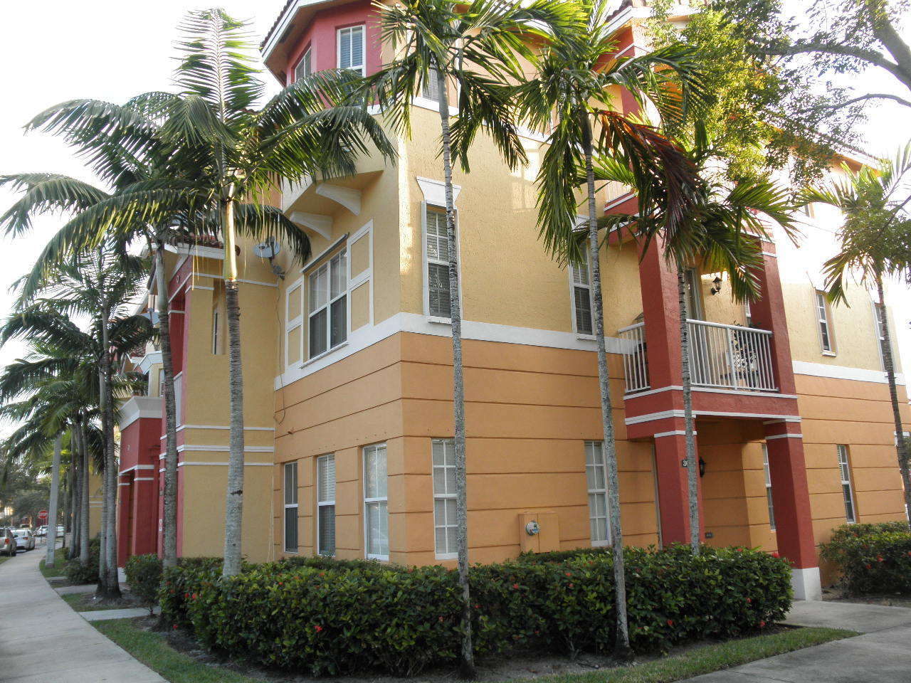 Royal Palm Beach Townhome: 3002 Shoma Drive