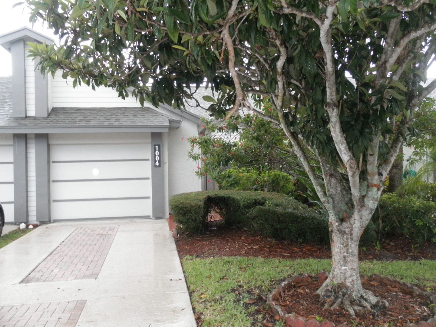 Greenacres House: 1004 Landings Blvd.
