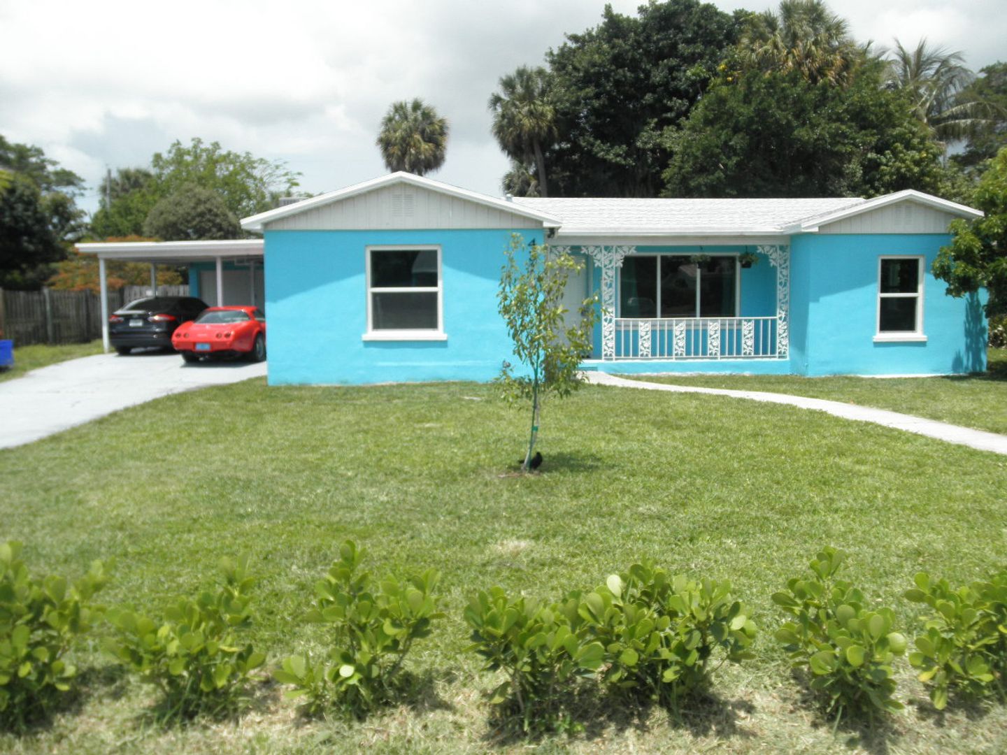 Lake Worth Beach House: 431 Virginia Drive