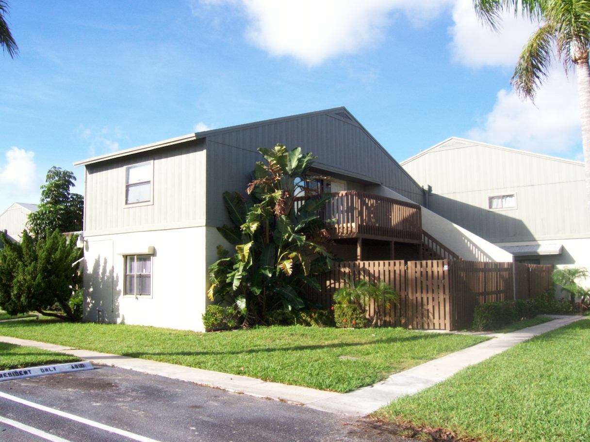 Boynton Beach House: 6-H Crossings Circle