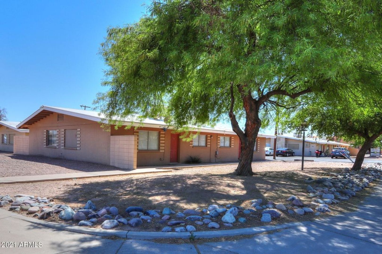 COOLIDGE Apartment: 1055 N 8TH PLACE