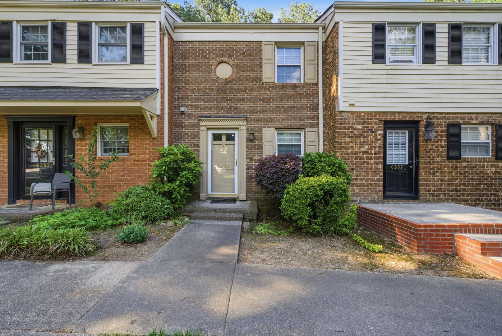 Raleigh Condo: 6355 New market Way