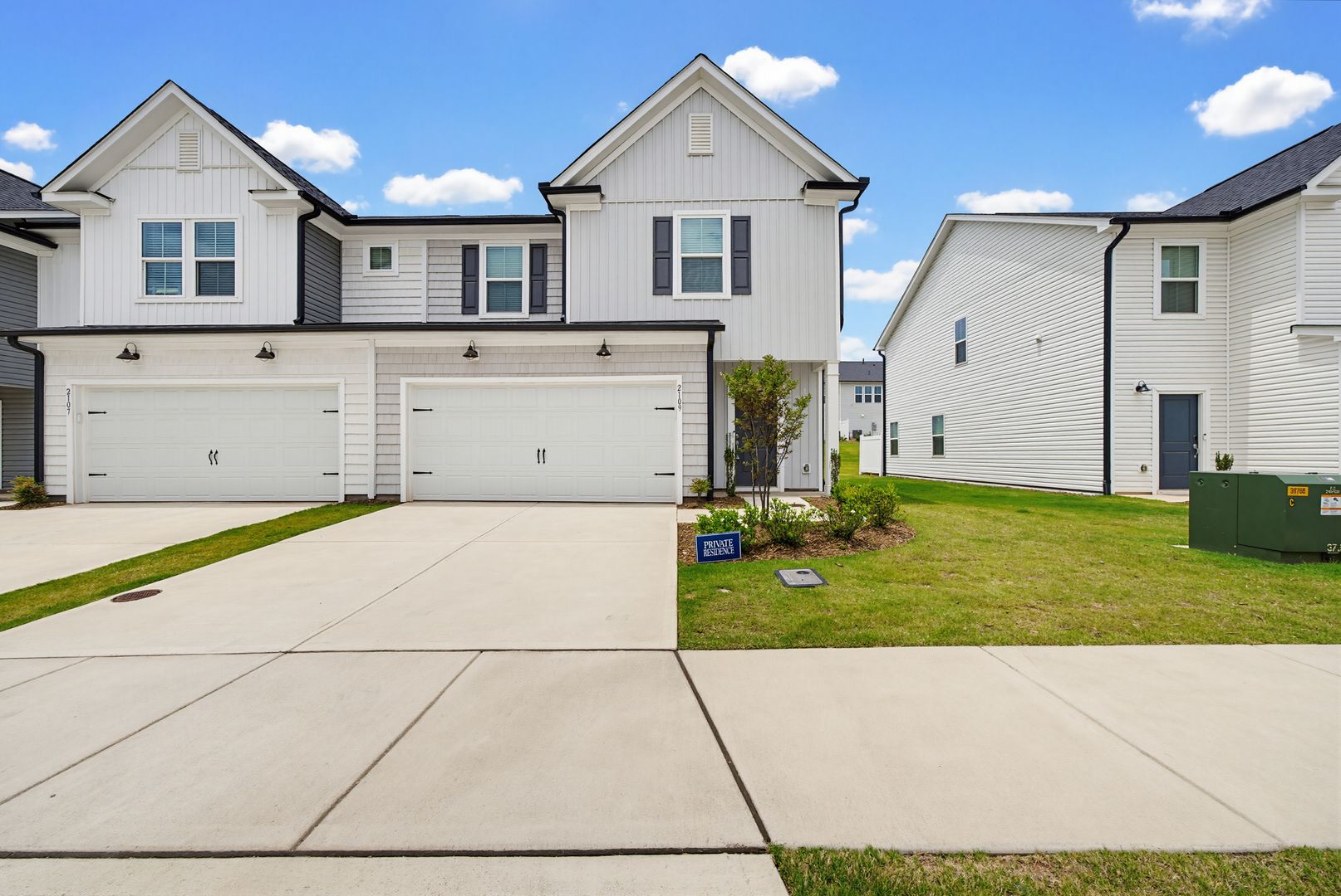 Durham Townhome: 2109 Sun Vibes Way