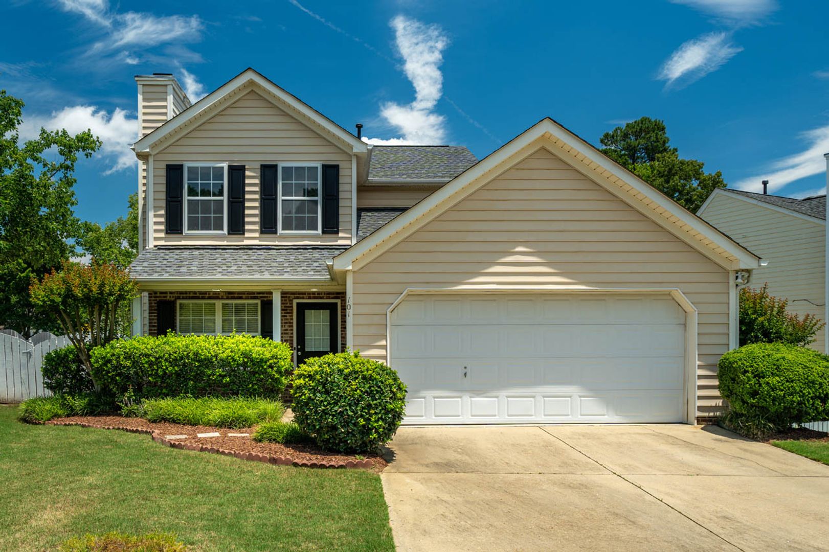 Apex House: 101 Thorncrest Drive