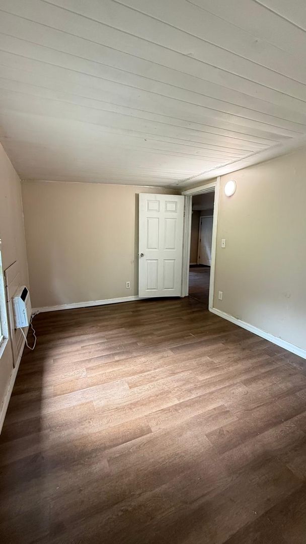 113 Oleander Ave 4 of 12