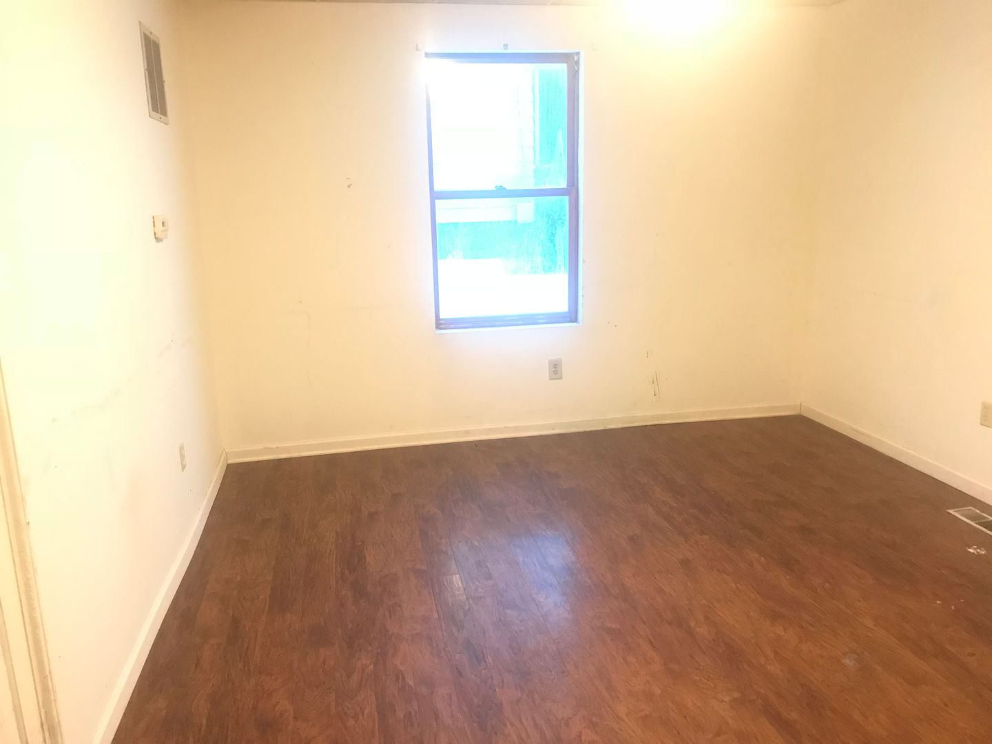 Adrian Apartment: 349 E Church St