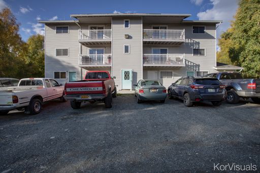 Private Unit in Palmer on Lazy Mountain with Great Views!