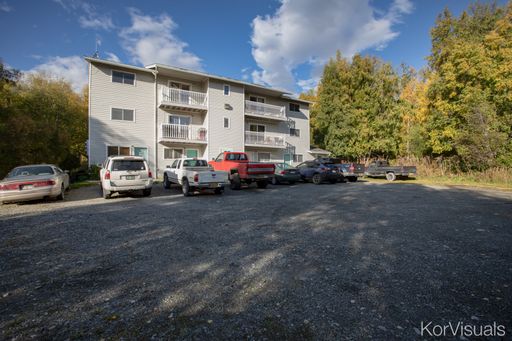 Private Unit in Palmer on Lazy Mountain with Great Views!