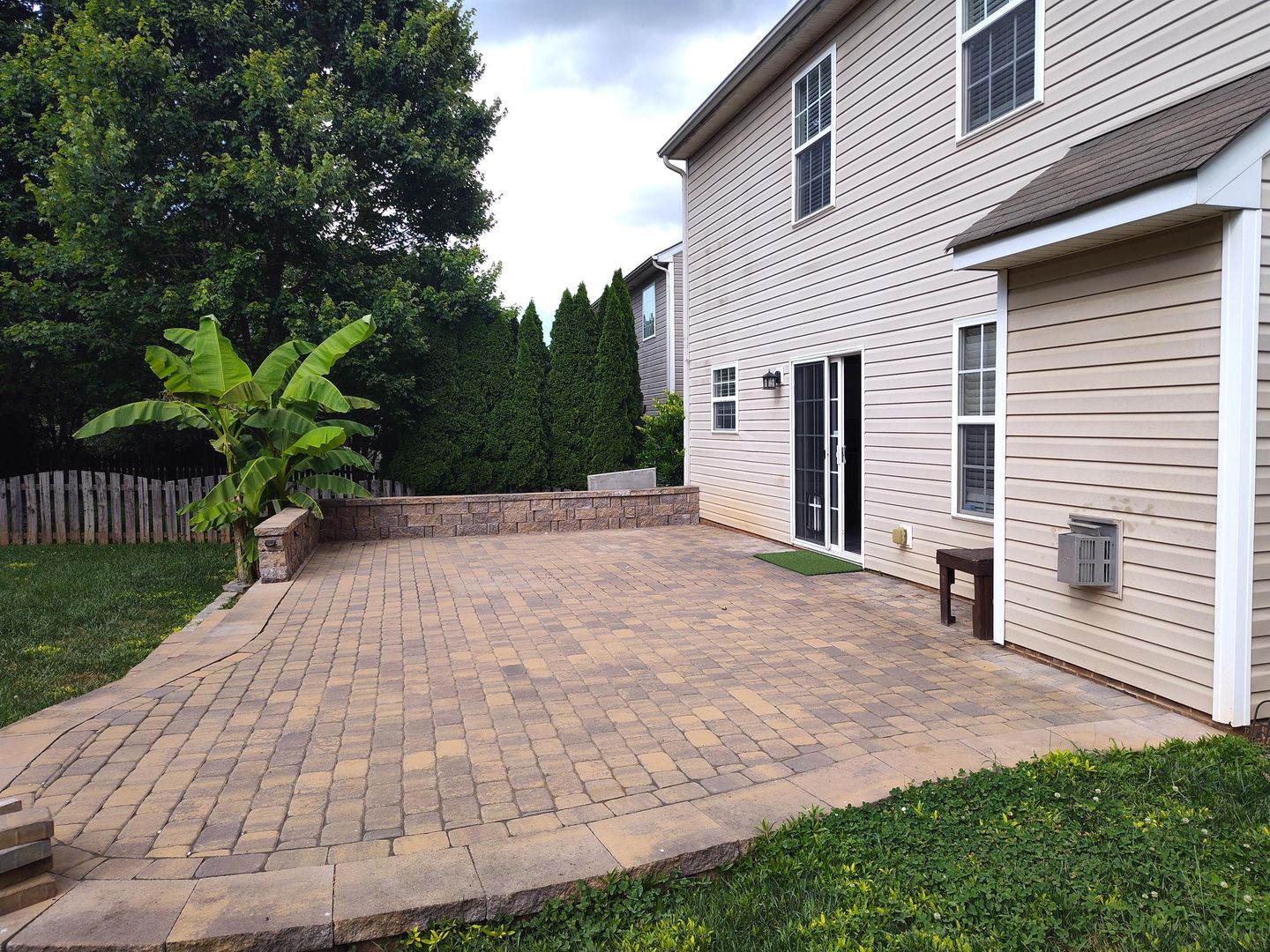 Charlotte House: 8708 SedgeBurn Drive