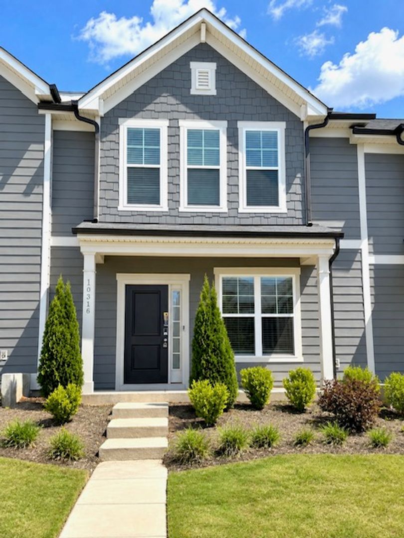 Charlotte Townhome: 10316 Guardian Dr.