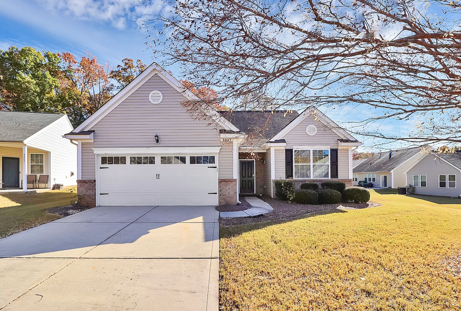 Charlotte House: 9047 Paddle Oak Rd