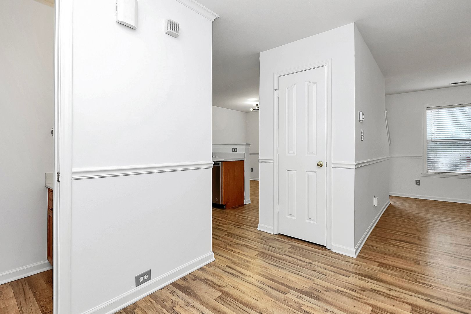 Charlotte House: 2712 N Valley Ct