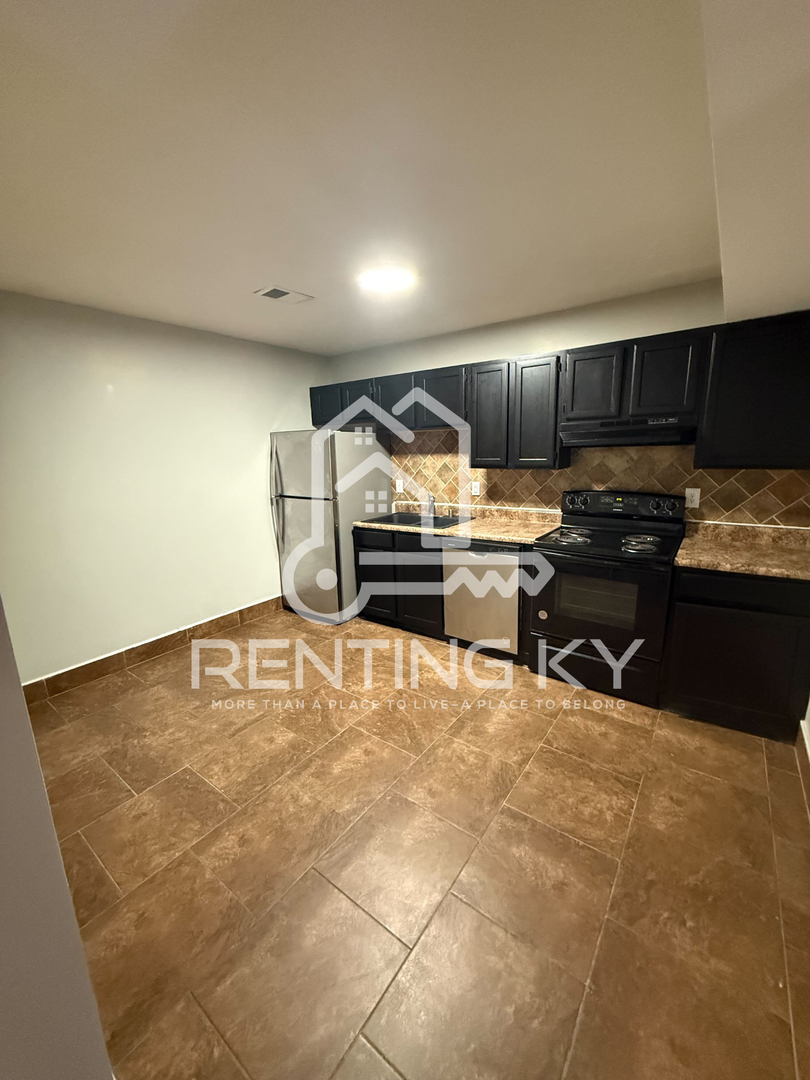 Richmond Apartment: 172 South Killarney Lane