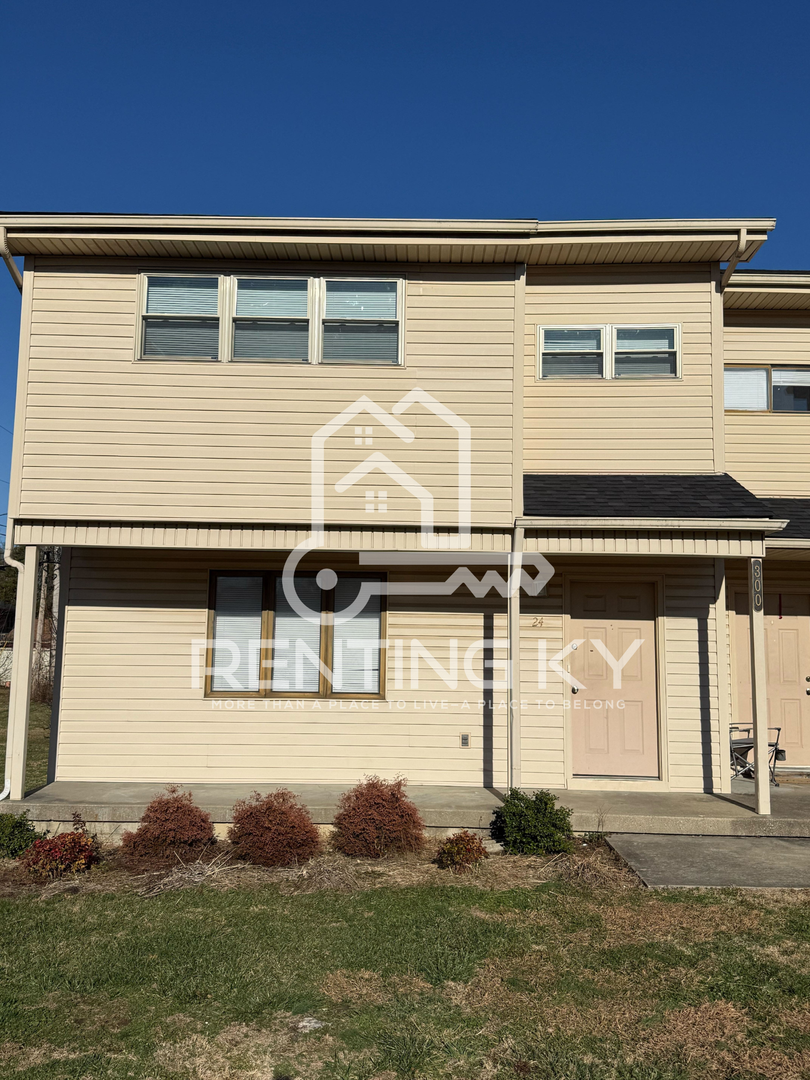 Berea Townhome: Melody Ln