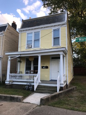 2 BR / 1 BA Duplex in Church Hill, Pet considered! Available Now! – photo 1