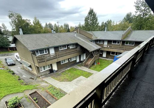 Two bedroom in great location! **FIRST MONTH FREE** – photo 1