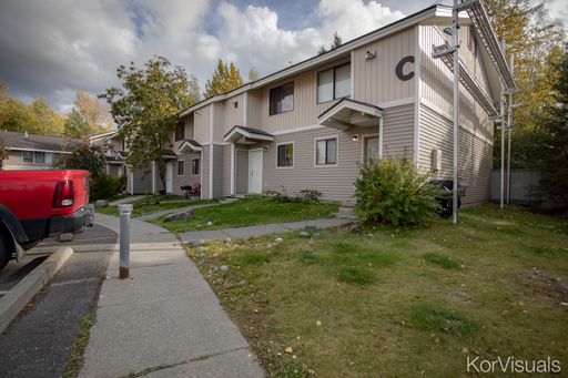 16510 Centerfield Drive - C6, Eagle River, AK — 2 bd/ 1 ba Townhouse Quick Commute to Anchorage!