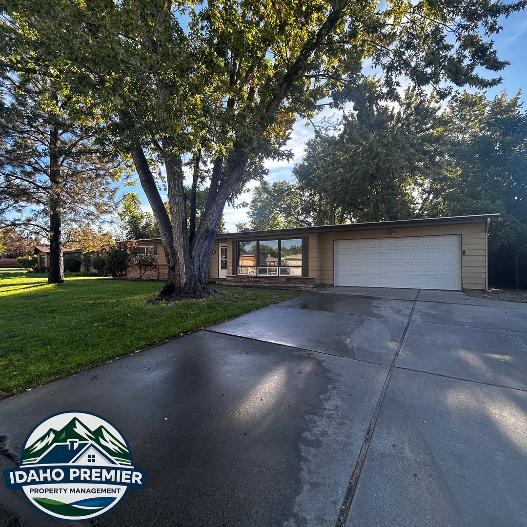 Boise House: 1108 Oaklawn Drive