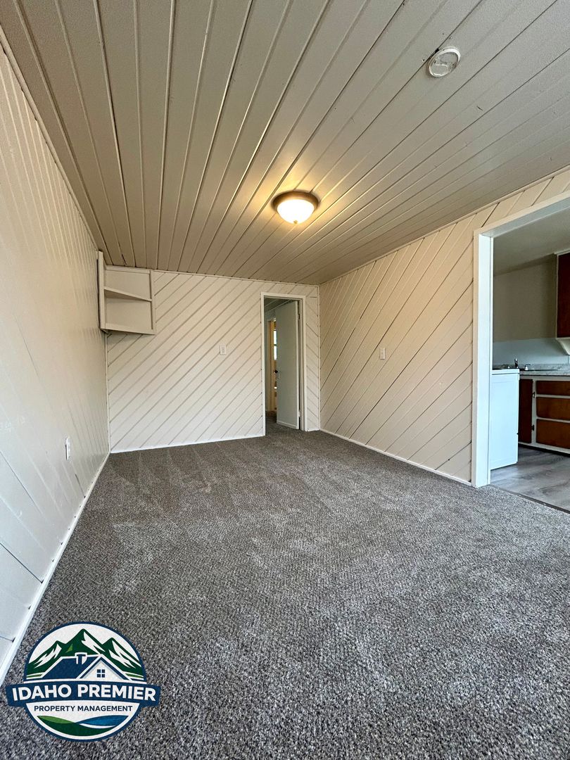 Boise Apartment: 2709 West Rose Hill Street