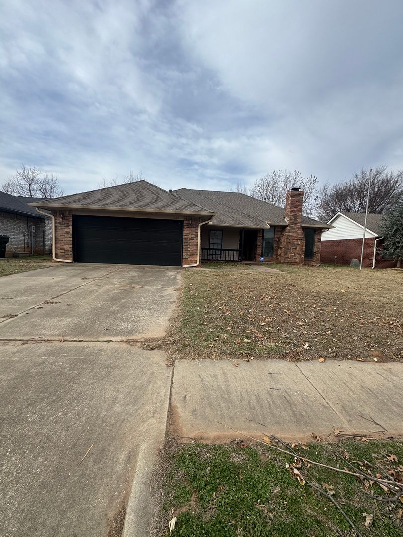 Norman House: 324 Baker St