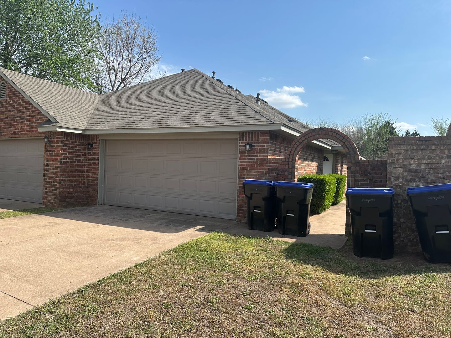 Noble House: 316 Woodbriar Road