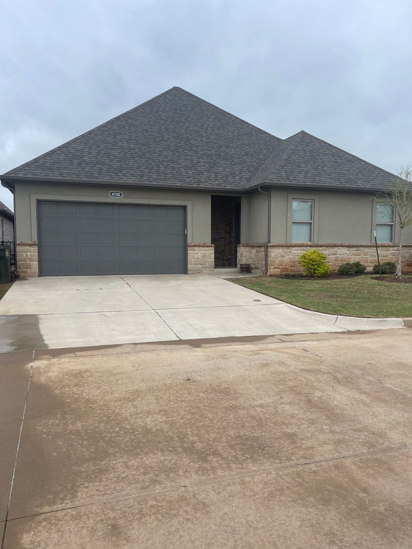 Norman House: 4700 Enclave Lane