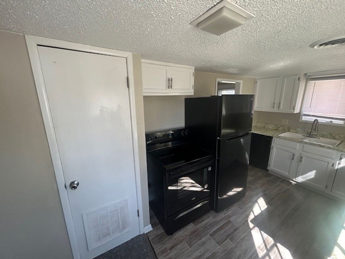 Wichita House: 634 S Fountain