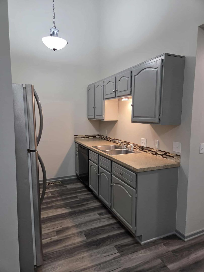 Wichita Apartment: 741 - 743 S Custer
