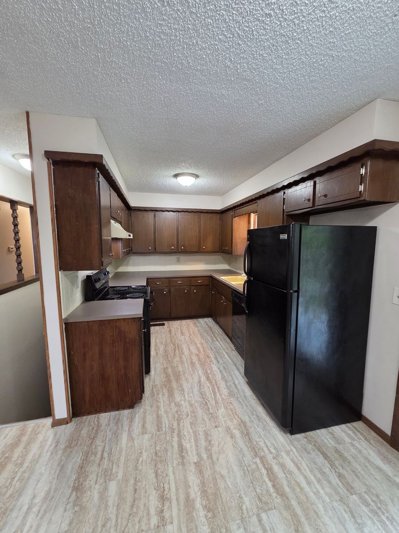 Wichita House: 3009 S Gordon Ave