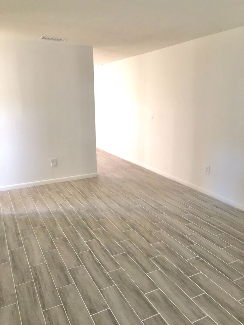 Lakeland Apartment: 722 S Ingraham Ave