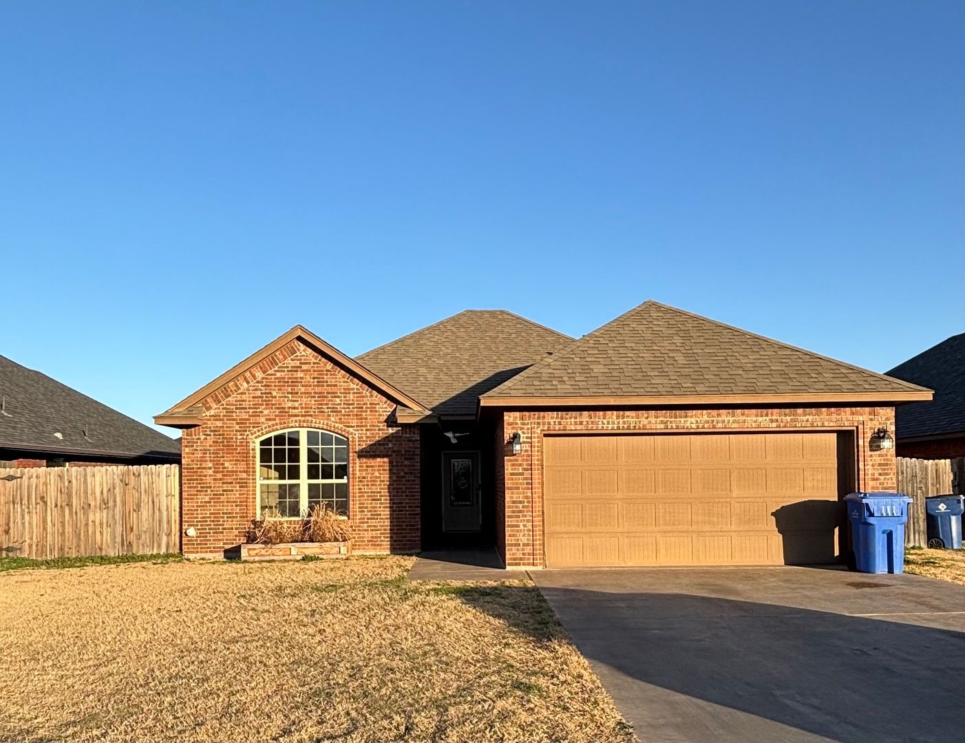 Cache House: 229 NW Granite Ave.