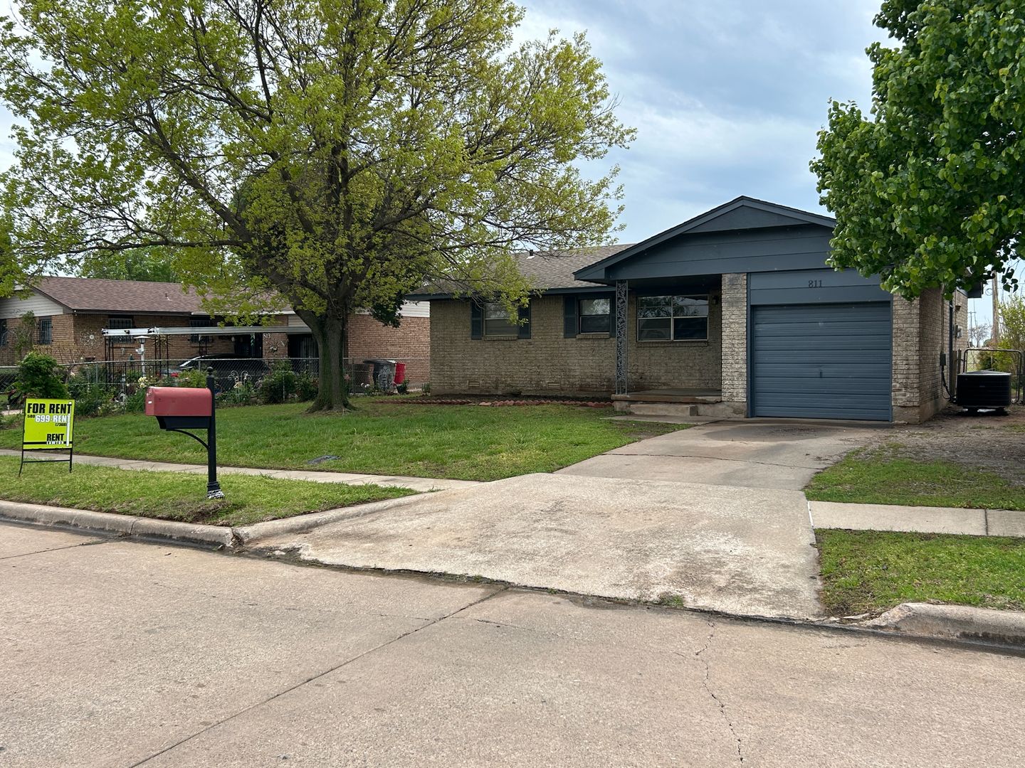 Lawton House: 811 SW 50th Street