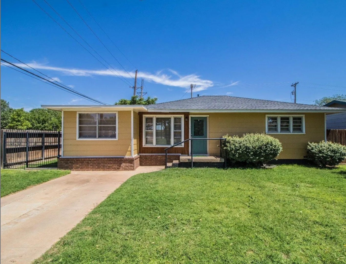 Lubbock Apartment: 2822 3rd Street