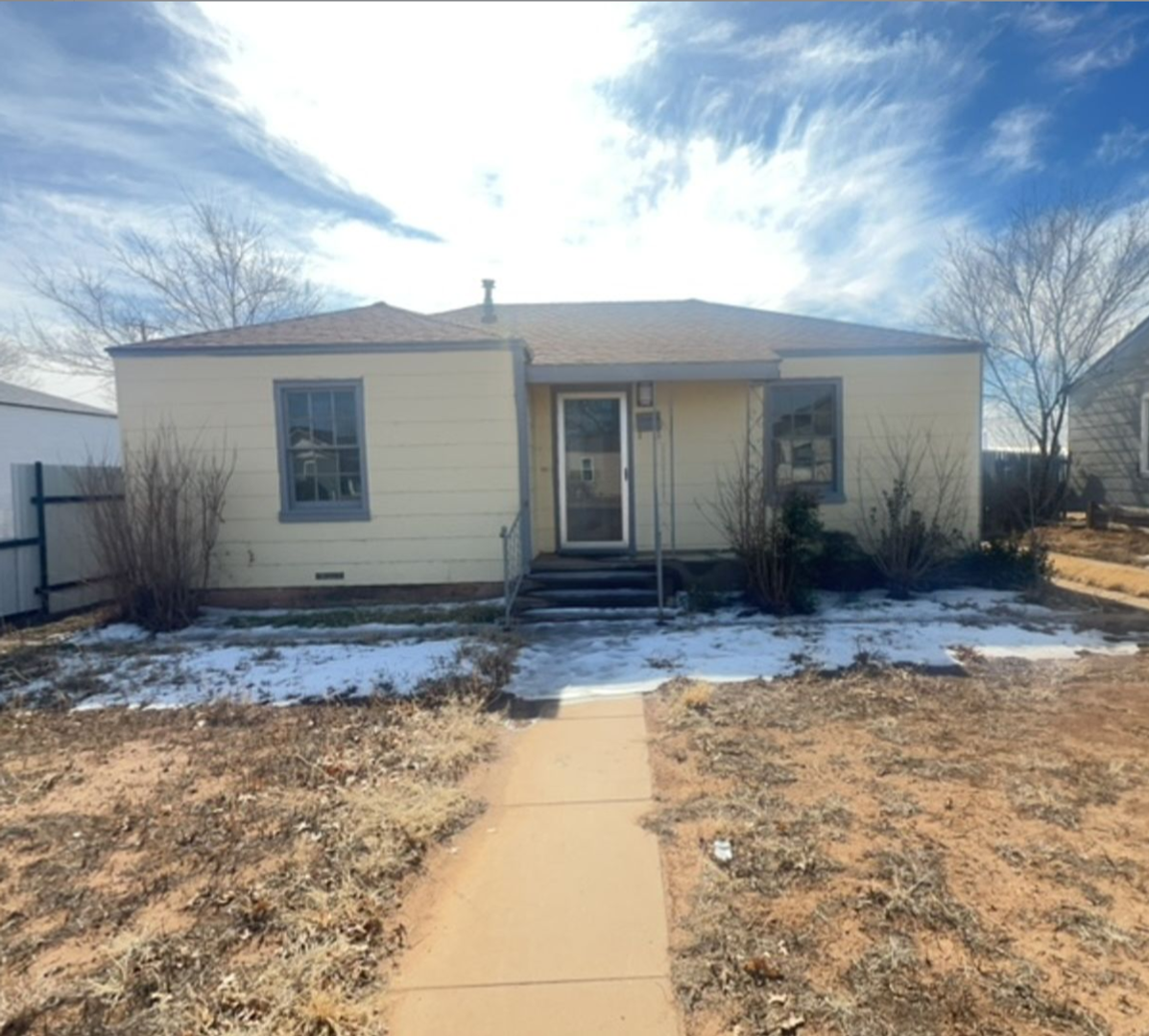 Levelland House: 1618 9th Street