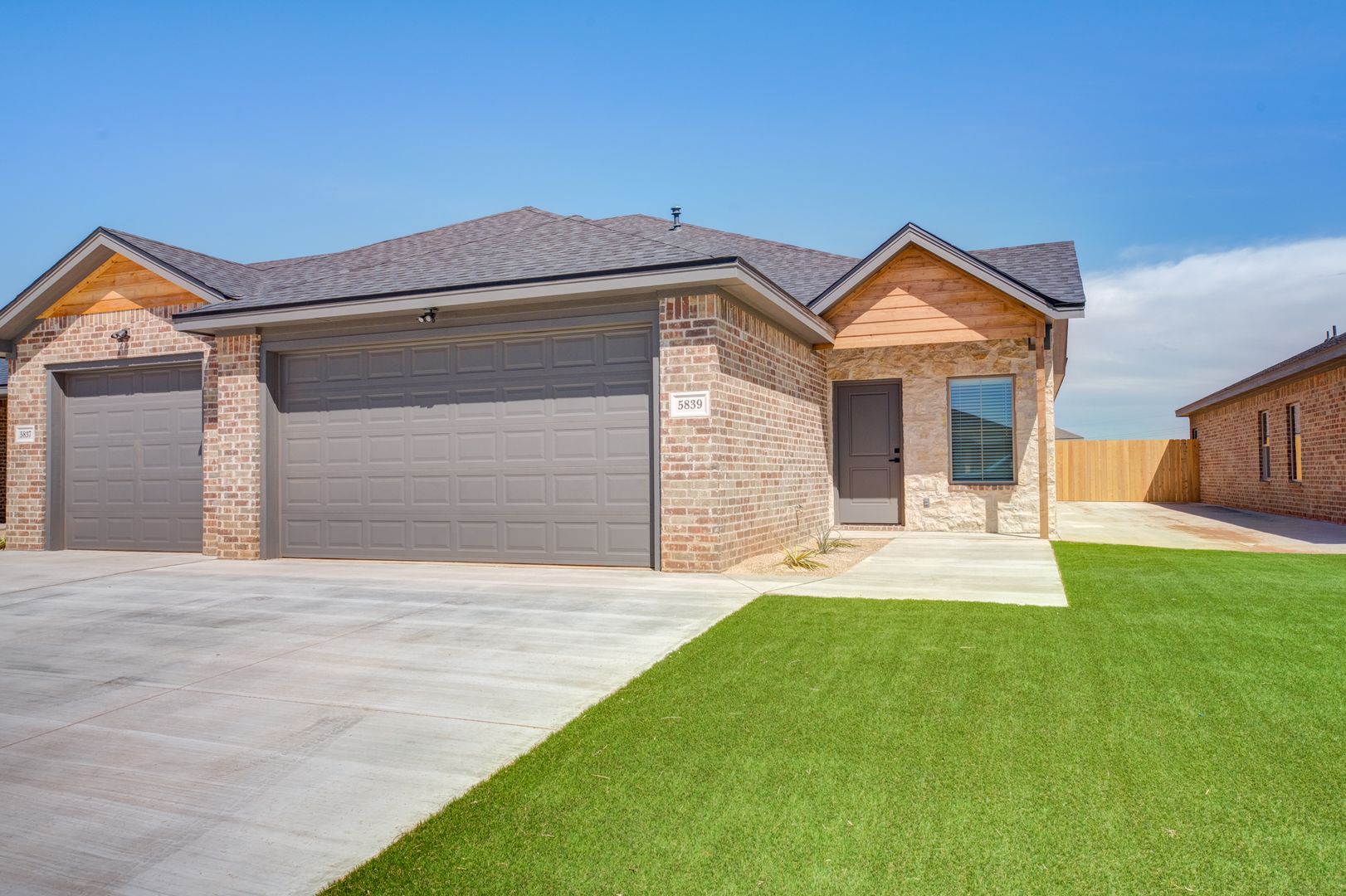 Lubbock Townhome: 5887 Urbana Pl.