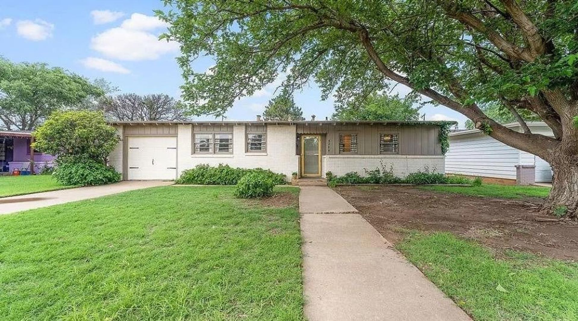 Lubbock House: 4204 37th Street