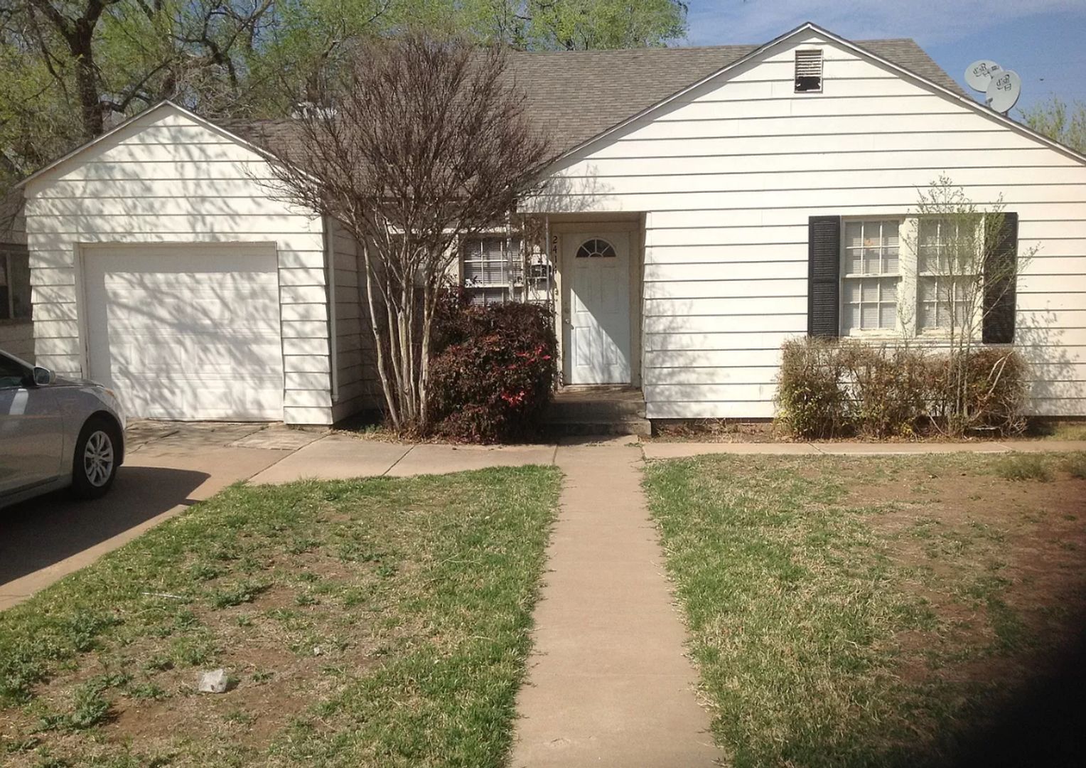 Lubbock House: 2414 28th Street