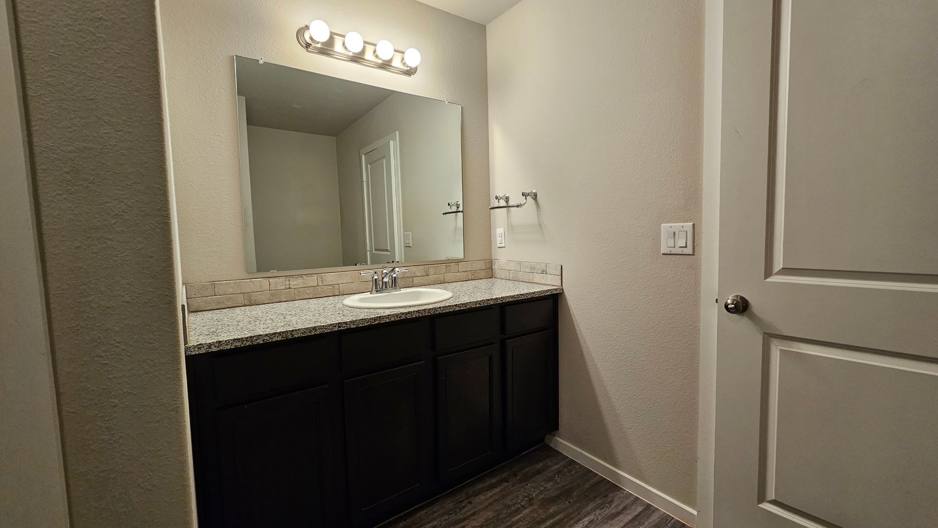 Three Bedroom Townhome in the Cooper School District 8 of 12