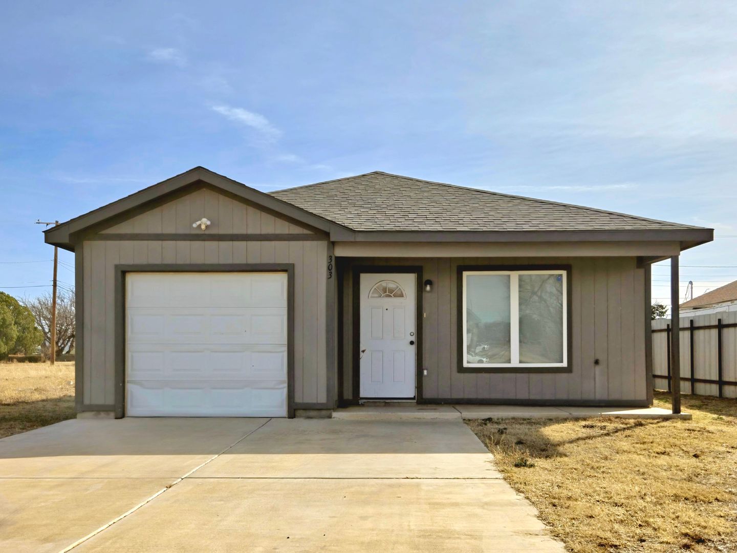 Lubbock House: 303 Guava Ave