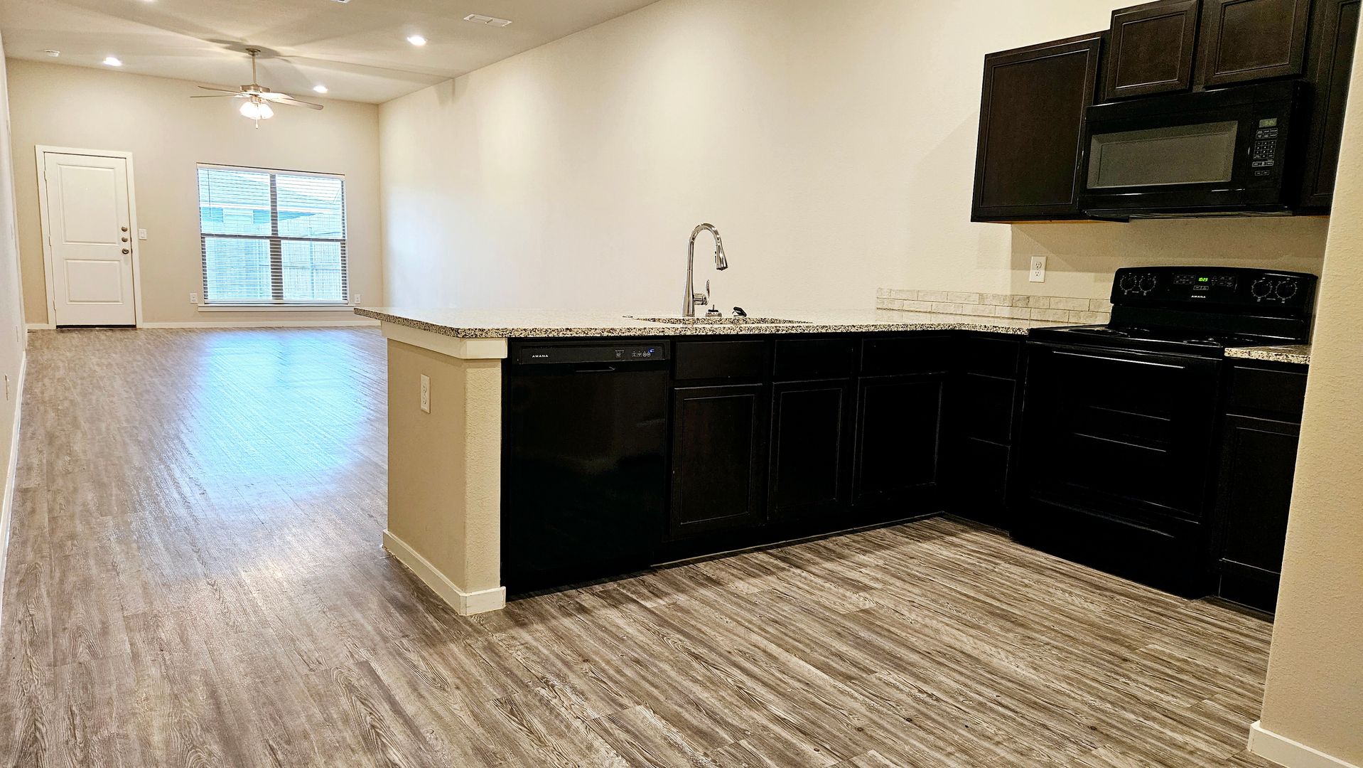 Three Bedroom Townhome in the Cooper School District 3 of 12
