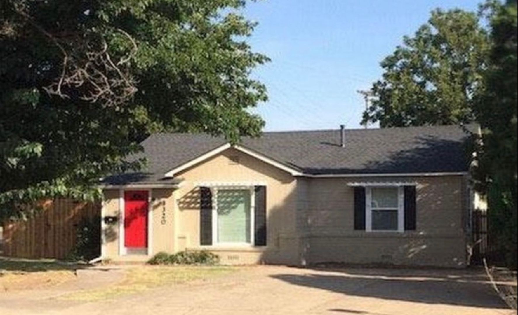 Lubbock House: 3320 32nd St