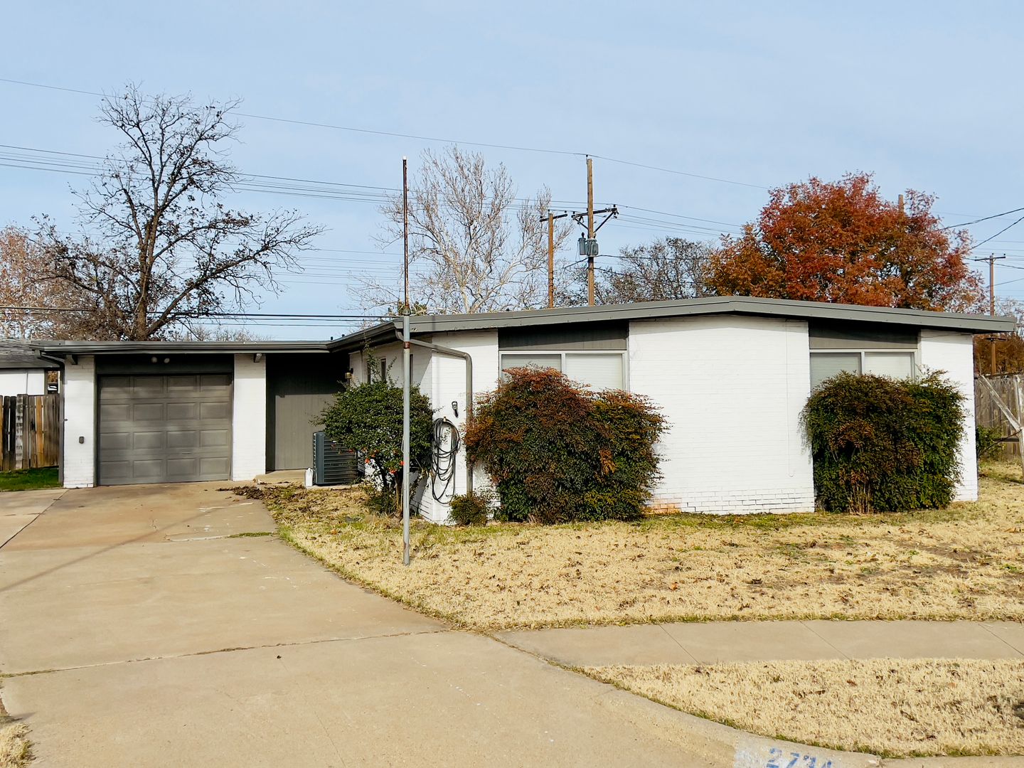Lubbock House: 2734 68th Street